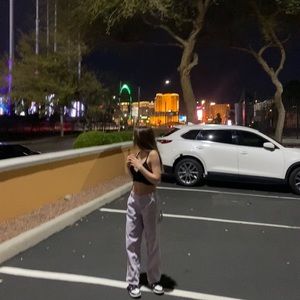 Meet your Posher, Alexis